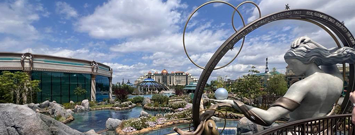 white rose villas homeowner viewpoint pauline visit to universal EPIC adventure view across park